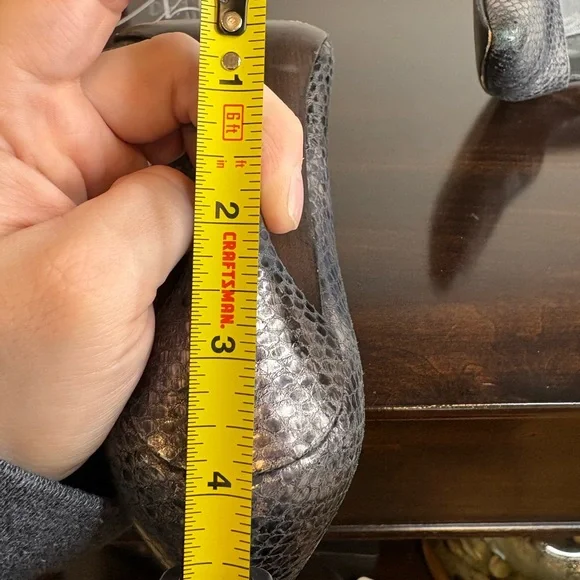 Stuart Weitzman Blue-Grey Snake Embossed Leather Pointed Toe Pumps | Size 6-ish - Picture 7 of 7